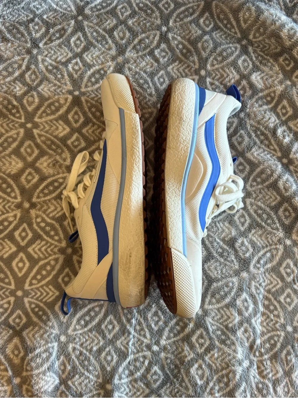 Vans Ultrarange EXO Sneakers True Blue Marshmallow 7.5M/9W VNA4U1KUR2.BLU